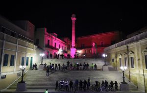 Anche Brindisi tra le città del Giro illuminate di rosa a 100 giorni dal via