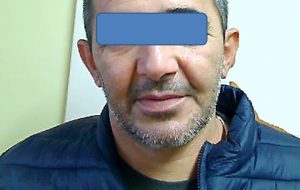Carabiniere fuori servizio cattura ladro di infissi