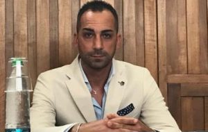 Ribezzi: “da parte mia nessuna stampella all’Amministrazione Rossi”