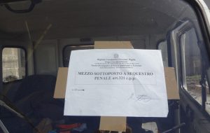 Ancora un sequestro di camion con carico abusivo di rifiuti