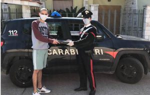 I Carabinieri consegnano 28 tablet agli studenti dell’Istituto Alberghiero “Pertini”