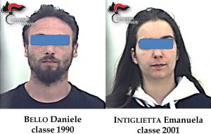 Nascondono 350 grammi di marijuana nell’armadio della camera da letto: arrestati