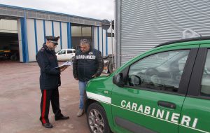 Cisternino: sequestrato deposito incontrollato di rifiuti in autocarrozzeria