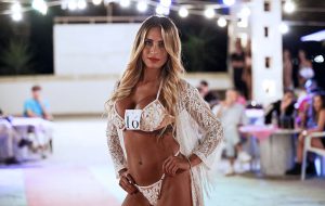 Miss Summer Salento compie 10 anni e festeggia eleggendo la prima finalista stagionale