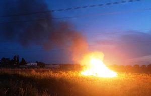 Brucia rifiuti alle porte di Sant’Elia: denunciato 60enne