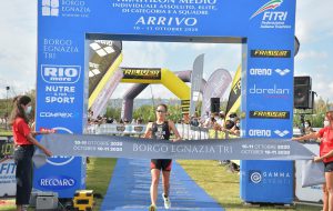 Borgo Egnazia Tri Sprint: vincono Andrea Giacomo Secchiero e Bianca Seregni