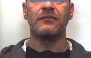 Sorpreso con 90 grammi di hashish e 48 grammi di marijuana: arrestato.
