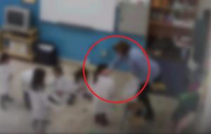 Maltrattamenti e violenze sui bambini della scuola primaria: nei guai maestra di Mesagne