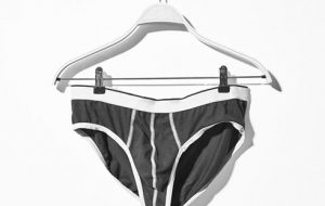 I Ristoratori di Brindisi posano in intimo per il Calendario “In Mutande” 2021