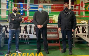 Boxe Iaia Brindisi per il sociale, consegnati alla Caritas Parrocchiale i beni della Colletta Alimentare promossa dal maestro Carmine Iaia