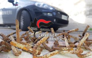 Inseguimento notturno tra Carabinieri ed Audi R6: i ladri riescono a fuggire dopo aver gettato chiodi a tre punte