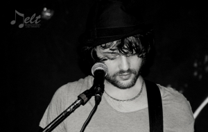 Il cantautore brindisino Marco Maffei su Spotify. Di Marco Greco