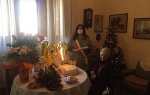 La Signora Vita Carmela Carella compie 100 anni