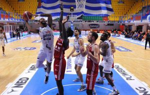 Brindisi batte Reggio Emilia ma perde anche Willis per infortunio