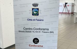 Vaccinazioni Fasano-Conforama, Amati: “Da domani i primi 600 nel più grande hub pugliese”