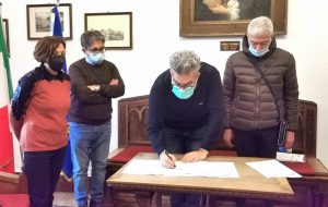 Interventi a favore di minori in famiglie con disagio: firmato il protocollo d’intesa tra Ambito Territoriale BR/4 e Asl