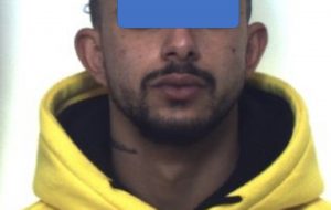 Clandestino fermato mentre spacciava cocaina