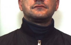 In casa oltre 300 grammi di hashish: arrestato 37enne