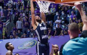 Beffa allo scadere dell’overtime: Brindisi sciupa il primo match point a Holon