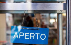 La Regione Puglia ha deciso: il 1° maggio aperte tutte le attività
