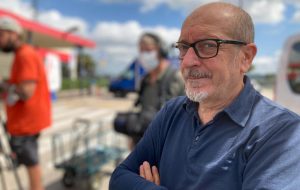 Dario Vergassola turista a Brindisi: le sue impressioni al Nuovo Teatro Verdi