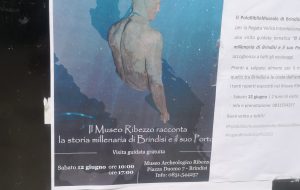 Gli equipaggi della Regata Brindisi-Corfù visitano il Museo Ribezzo