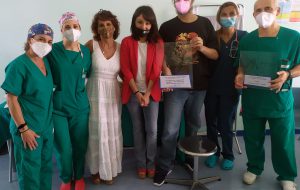 Rianimazione, una giovane paziente ringrazia tutti gli operatori sanitari per l’assistenza ricevuta in reparto