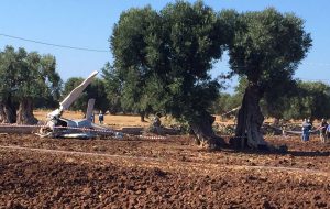 Ultraleggero precipita nelle campagne di Fasano: morti due giovani