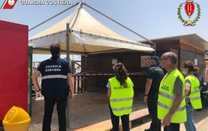 Sequestrato chiosco bar abusivo su Cala Materdomini