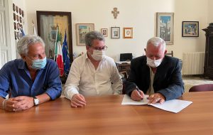 Sottoscritto il Protocollo d’Intesa fra Comune di Ostuni e Associazione culturale di Promozione Sociale “Sulle ali di San Michele”
