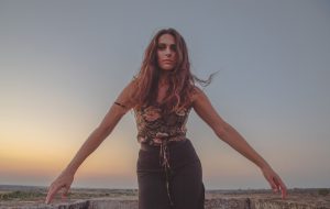 Teatro Madre Festival: Giovedì 5 Carolina Bubbico presenta “il dono dell’ubiquità”