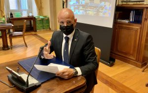 Difesa, Aresta (M5S): “da Governo impegno per assunzioni dipendenti civili anche a Brindisi”