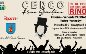 Venerdì al Kennedy di Fasano “Cerco Rino Gaetano”, lo spettacolo della band Ricover con l’Orchestra di Fiati “Città di Cisternino”