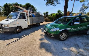 Trasporta rifiuti senza autorizzazione; denunciato 57enne