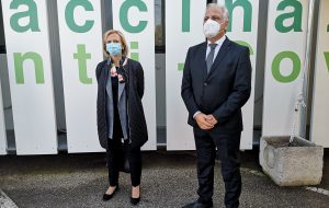 Il Prefetto Bellantoni ed il Questore Rossi ricevono insieme la terza dose: “vaccinarsi è fondamentale!”