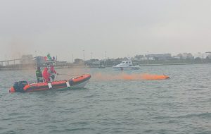 Aereo diretto a Brindisi costretto ad atterraggio in mare: scatta il piano di emergenza. Riuscita l’esercitazione coordinata dalla Capitaneria di Porto