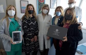 L’Associazione mogli medici italiani (Ammi) dona tre computer portatili e un monitor multiparametrico l Centro Trasfusionale dell’ospedale Perrino