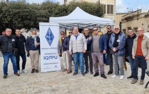 Mesagne risponde alla grande nella prima tappa della “Radio in Piazza”