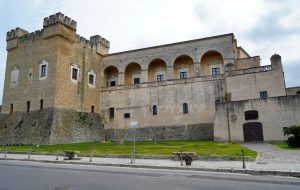 Il poeta Alfonso Guida presenta a Mesagne la sua ultima raccolta di versi
