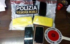 La squadra mobile sequestra oltre un chilo di eroina