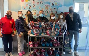 Uniti per lo Sport regala uova pasquali ai bimbi ricoverati nella Pediatria dell’Ospedale Perrino