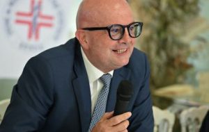 Libera professione, Oliva : “L’ intramoenia è una risorsa, il cittadino ha la possibilità di scegliere da chi farsi curare”