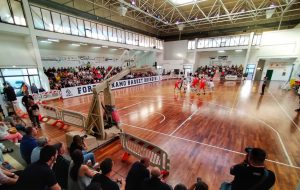 La Dinamo Brindisi vince gara 1 della finale playoff contro Monopoli.  Mercoledì in campo per gara 2