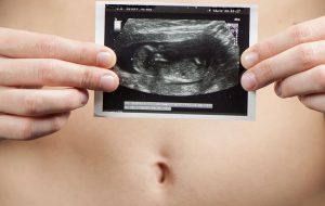 Tutela della salute della donna: lunedi 6 un convegno scientifico a Brindisi