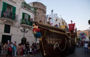 Scamiciata, la Caravella di San Nicola per il Corteo storico