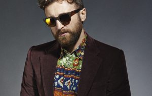 Stasera Dargen D’Amico in concerto gratuito a Francavilla Fontana per lo Stupor Mundi Festival