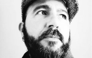 Sabato 10 Settembre il poeta Luca Crastolla presenta il suo nuovo libro a Tuturano