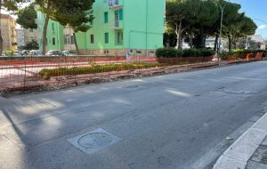 La pista ciclabile di viale Aldo Moro sarà modificata ma non eliminata. Insorgono Quarta e la Confesercenti