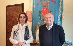 Il benvenuto del Sindaco Rossi al Prefetto La Iacona