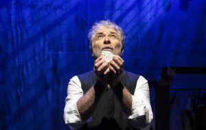 Giovedì 12 gennaio Gioele Dix al Teatro comunale di Mesagne